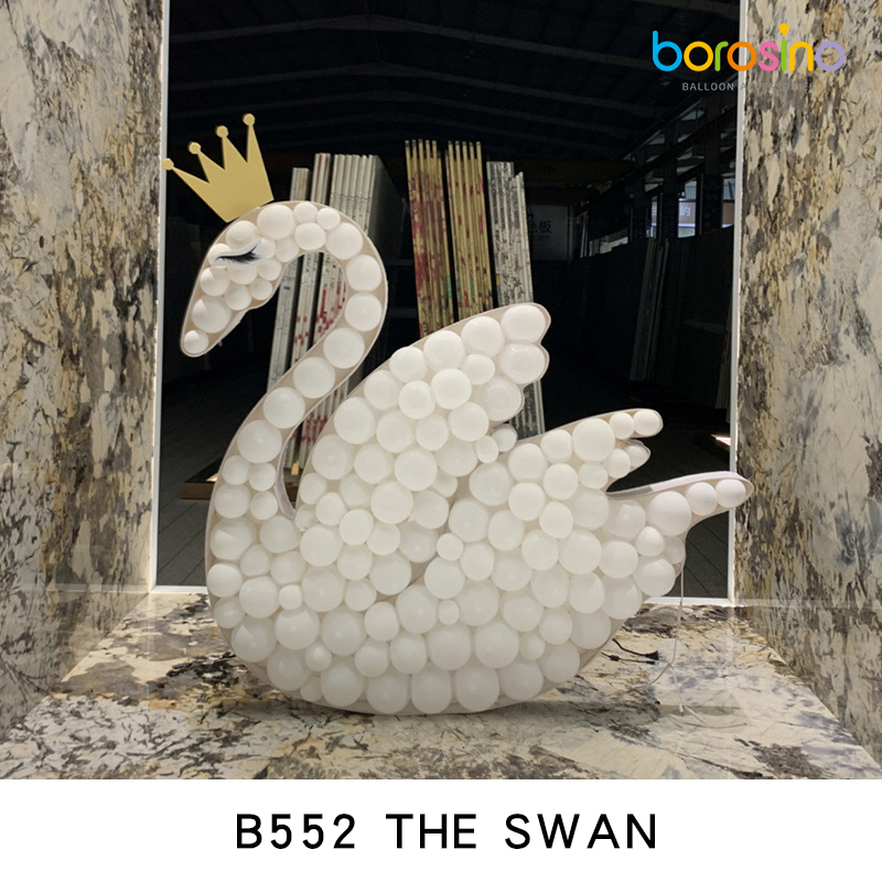 B552-The-swan.jpg
